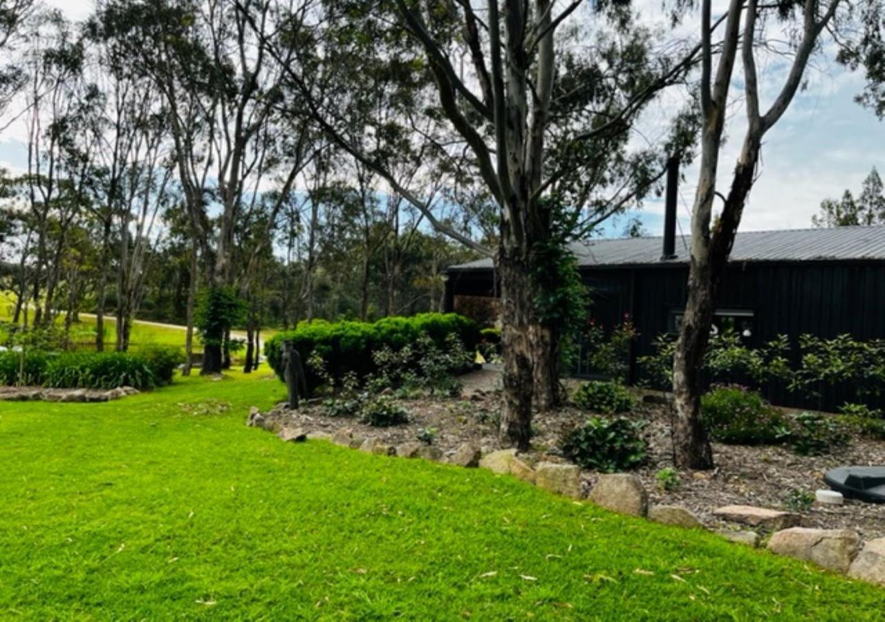 Granite Gardens Cottages & Lake Retreat Stanthorpe Eksteriør bilde