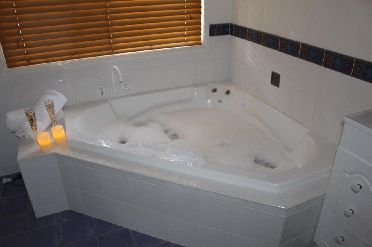 Granite Gardens Cottages & Lake Retreat Stanthorpe Eksteriør bilde