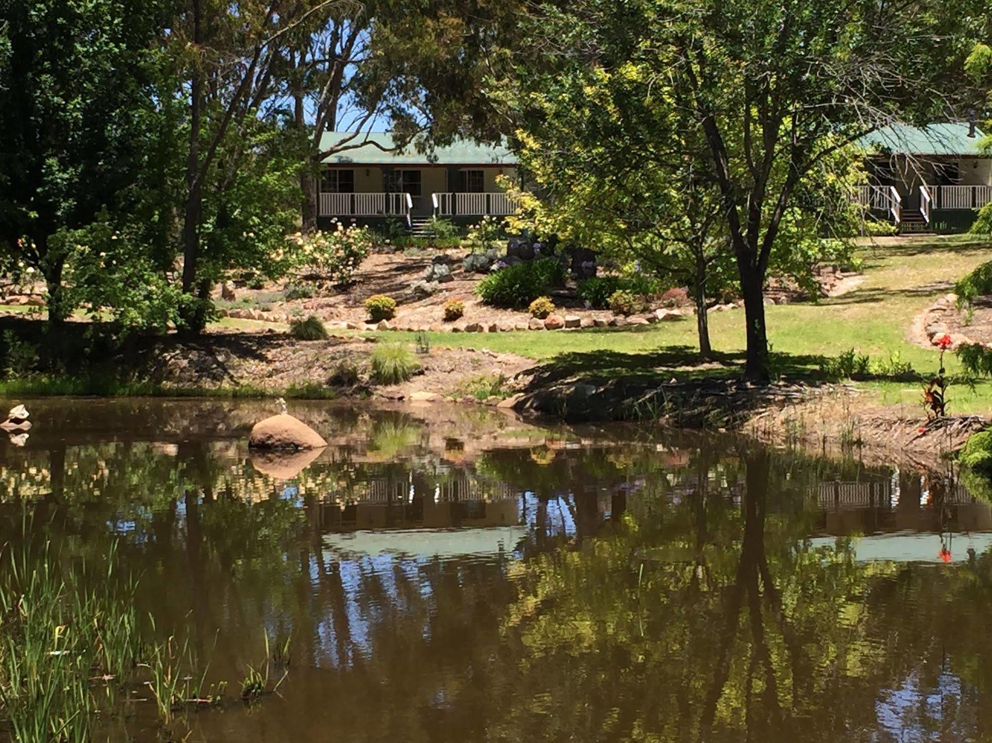 Granite Gardens Cottages & Lake Retreat Stanthorpe Eksteriør bilde