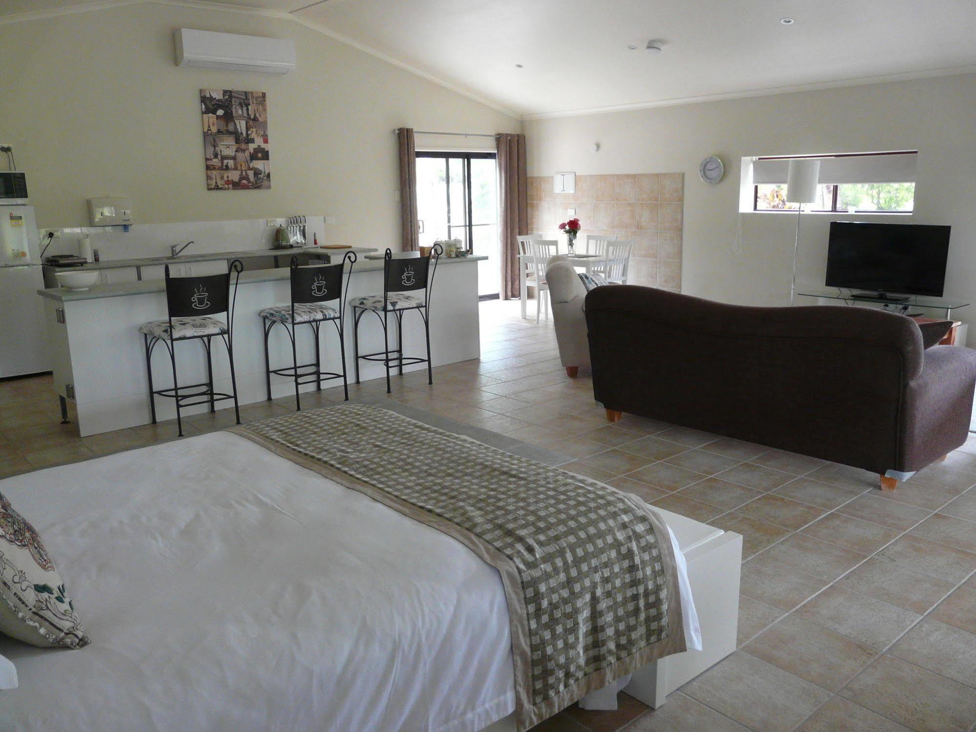 Granite Gardens Cottages & Lake Retreat Stanthorpe Eksteriør bilde