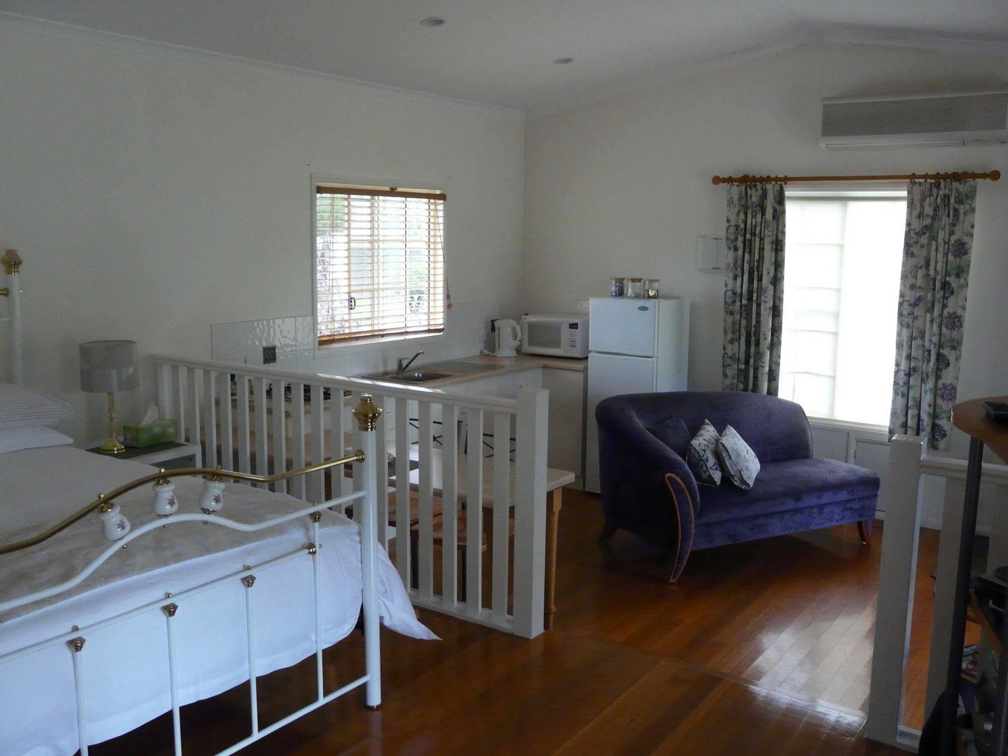 Granite Gardens Cottages & Lake Retreat Stanthorpe Eksteriør bilde